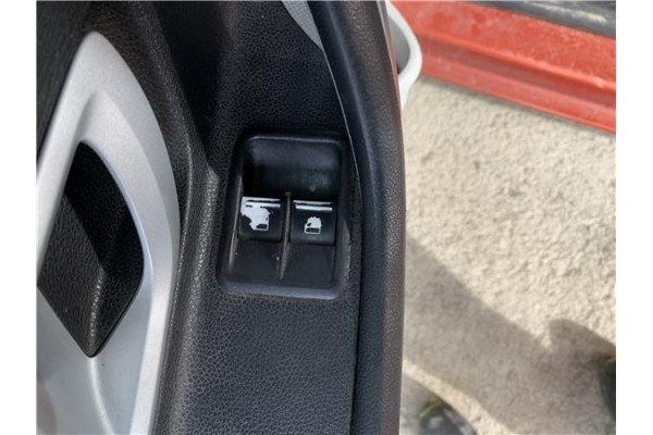 Recambio de mando elevalunas delantero izquierdo para skoda fabia (5j2) 1.4 tdi referencia OEM IAM 1Z0959858  