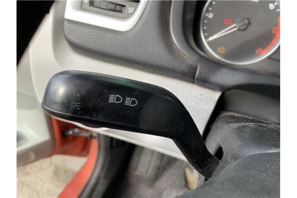 Recambio de mando intermitencia para skoda fabia (5j2) 1.4 tdi referencia OEM IAM 7H0953513A 6Q0959653A 