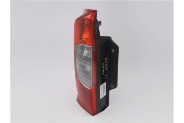 Recambio de piloto trasero izquierdo para peugeot bipper 1.4 básico referencia OEM IAM 01353206080E  