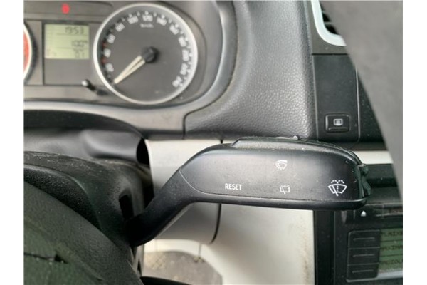 Recambio de mando intermitencia para skoda fabia (5j2) 1.4 tdi referencia OEM IAM 7H0953513A 6Q0959653A 