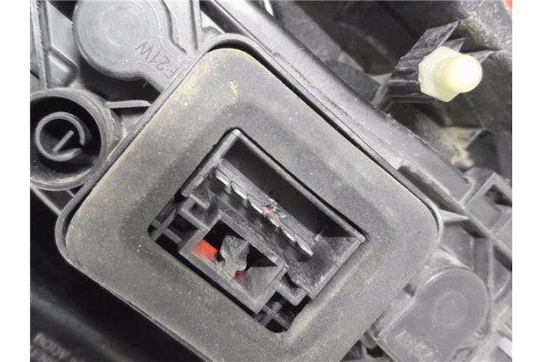 Recambio de piloto trasero izquierdo para peugeot bipper 1.4 básico referencia OEM IAM 01353206080E  