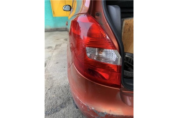 Recambio de piloto trasero izquierdo para skoda fabia (5j2) 1.4 tdi referencia OEM IAM 5J6945111  