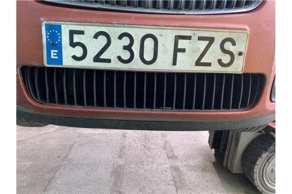 Recambio de rejilla paragolpes delantero para skoda fabia (5j2) 1.4 tdi referencia OEM IAM 5J0853677  
