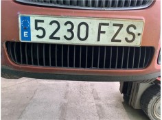 Recambio de rejilla paragolpes delantero para skoda fabia (5j2) 1.4 tdi referencia OEM IAM 5J0853677  