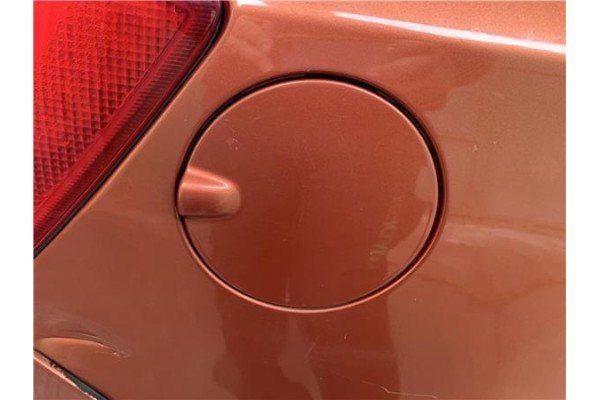 Recambio de tapa exterior combustible para skoda fabia (5j2) 1.4 tdi referencia OEM IAM 5J6809857A  