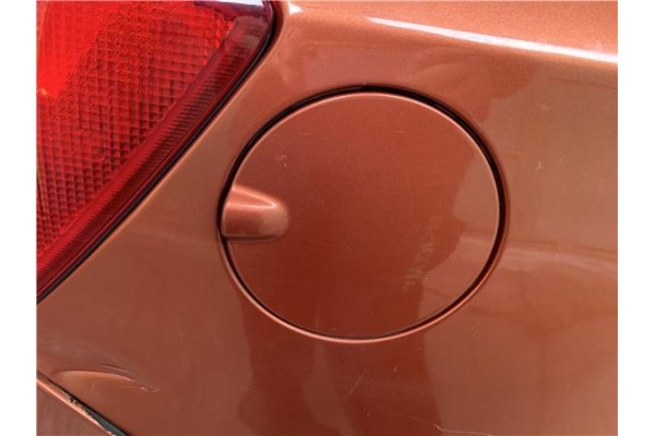 Recambio de tapa exterior combustible para skoda fabia (5j2) 1.4 tdi referencia OEM IAM 5J6809857A  