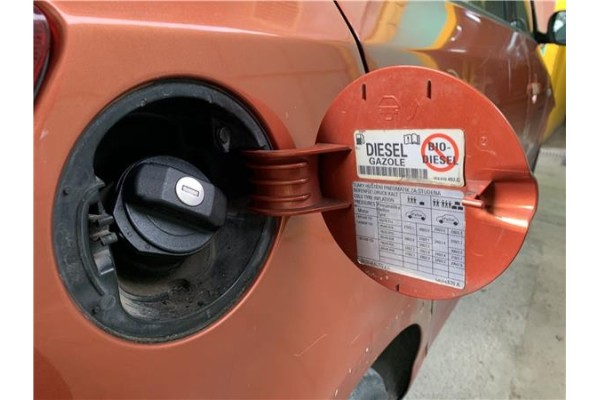 Recambio de tapa exterior combustible para skoda fabia (5j2) 1.4 tdi referencia OEM IAM 5J6809857A  