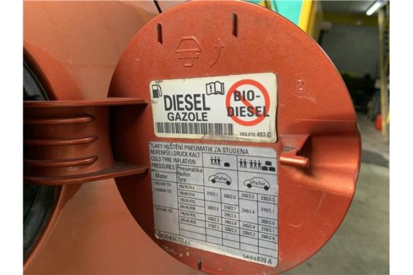 Recambio de tapa exterior combustible para skoda fabia (5j2) 1.4 tdi referencia OEM IAM 5J6809857A  