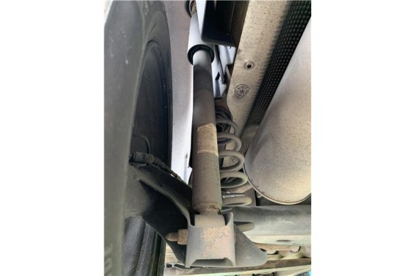 Recambio de amortiguador trasero izquierdo para skoda fabia (5j2) 1.4 tdi referencia OEM IAM 6Q0513025R  