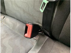 Recambio de anclaje cinturon trasero derecho para skoda fabia (5j2) 1.4 tdi referencia OEM IAM 5J6857495  