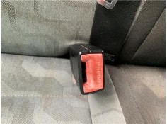 Recambio de anclaje cinturon trasero derecho para skoda fabia (5j2) 1.4 tdi referencia OEM IAM 5J6857495  