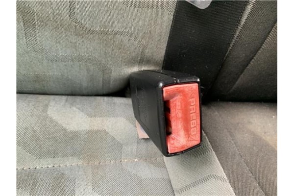 Recambio de anclaje cinturon trasero derecho para skoda fabia (5j2) 1.4 tdi referencia OEM IAM 5J6857495  