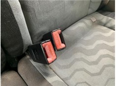 Recambio de anclaje cinturon trasero izquierdo para skoda fabia (5j2) 1.4 tdi referencia OEM IAM 5J6857488  