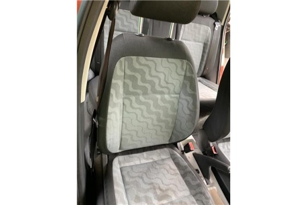 Recambio de asiento delantero derecho para skoda fabia (5j2) 1.4 tdi referencia OEM IAM 5J4881022LA  