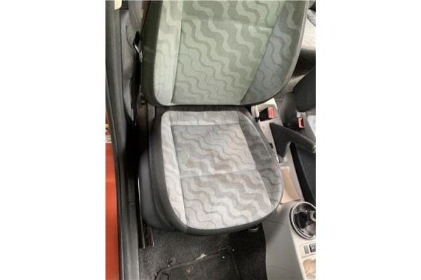 Recambio de asiento delantero derecho para skoda fabia (5j2) 1.4 tdi referencia OEM IAM 5J4881022LA  