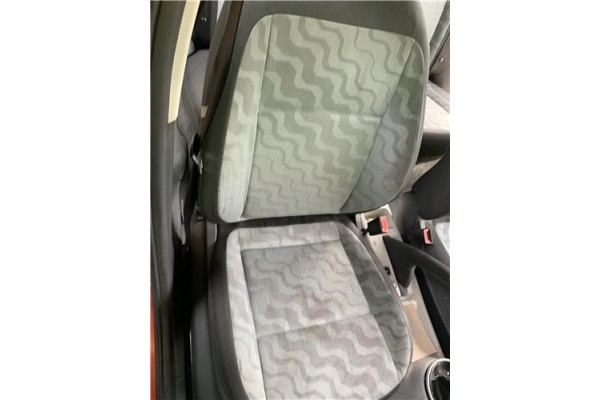 Recambio de asiento delantero derecho para skoda fabia (5j2) 1.4 tdi referencia OEM IAM 5J4881022LA  