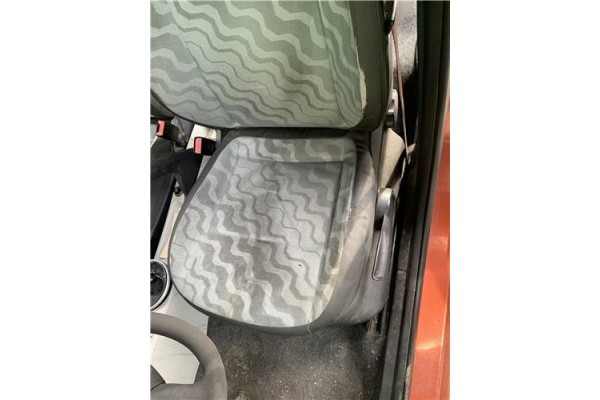 Recambio de asiento delantero izquierdo para skoda fabia (5j2) 1.4 tdi referencia OEM IAM 5J4881021KA 5J4885033LD 