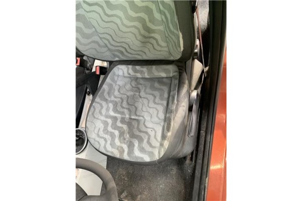 Recambio de asiento delantero izquierdo para skoda fabia (5j2) 1.4 tdi referencia OEM IAM 5J4881021KA 5J4885033LD 