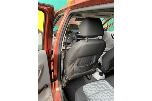 Recambio de asiento delantero izquierdo para skoda fabia (5j2) 1.4 tdi referencia OEM IAM 5J4881021KA 5J4885033LD 