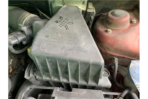 Recambio de carcasa filtro aire para skoda fabia (5j2) 1.4 tdi referencia OEM IAM 6Q0129607AR 6Q0129620 