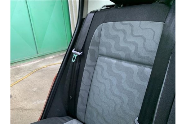 Recambio de cinturon seguridad trasero derecho para skoda fabia (5j2) 1.4 tdi referencia OEM IAM 5J6857448  