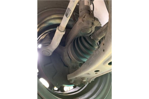 Recambio de mangueta delantero izquierda para skoda fabia (5j2) 1.4 tdi referencia OEM IAM 6Q0407255AC  