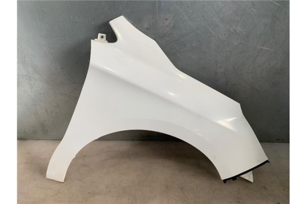 Recambio de aleta delantero derecha para citroen c4 berlina 1.6 exclusive referencia OEM IAM 7841AX  