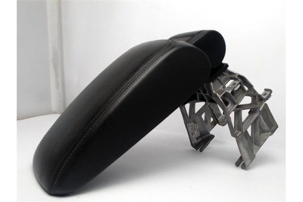 Recambio de reposabrazos para audi rs3 sportback (8vf) 2.5 tfsi quattro referencia OEM IAM 8V0864283A 170442867 Recambio de reposabrazos para audi rs3 sportback (8vf) 2.5 tfsi quattro referencia OEM IAM 8V0864283A 170442867