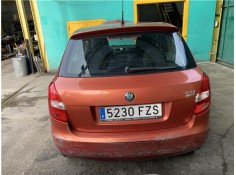 Recambio de porton trasero para skoda fabia (5j2) 1.4 tdi referencia OEM IAM 5J6827025C 5J6827025G 