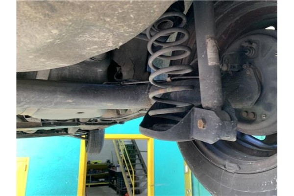 Recambio de puente trasero para skoda fabia (5j2) 1.4 tdi referencia OEM IAM 6Q0500051BB  