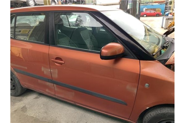Recambio de puerta delantero derecha para skoda fabia (5j2) 1.4 tdi referencia OEM IAM 5J6831056  