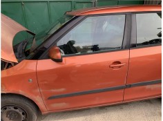 Recambio de puerta delantero izquierda para skoda fabia (5j2) 1.4 tdi referencia OEM IAM 5J6831055  