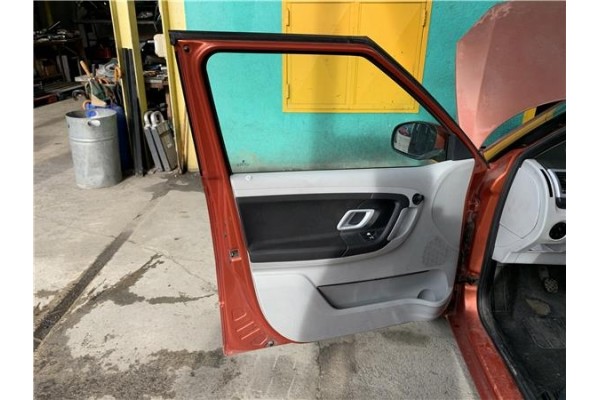 Recambio de puerta delantero izquierda para skoda fabia (5j2) 1.4 tdi referencia OEM IAM 5J6831055  