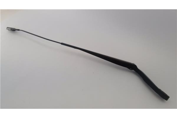 Recambio de brazo limpiaparabrisas delantero derecho para citroen jumper furgón 2.2 hdi 120 referencia OEM IAM 6429CH  