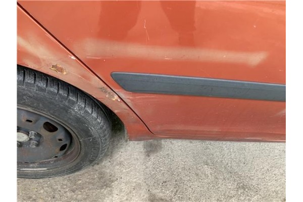 Recambio de puerta trasero derecha para skoda fabia (5j2) 1.4 tdi referencia OEM IAM 5J6833056  