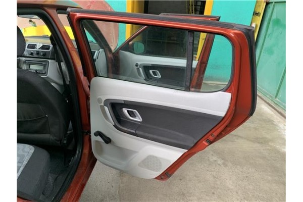Recambio de puerta trasero derecha para skoda fabia (5j2) 1.4 tdi referencia OEM IAM 5J6833056  