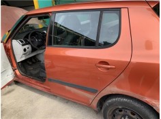 Recambio de puerta trasero izquierda para skoda fabia (5j2) 1.4 tdi referencia OEM IAM 5J6833055  