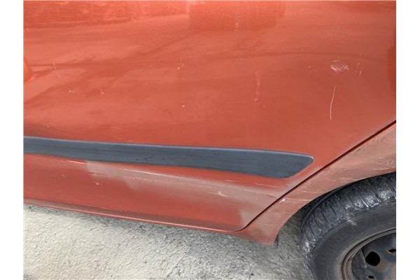 Recambio de puerta trasero izquierda para skoda fabia (5j2) 1.4 tdi referencia OEM IAM 5J6833055  