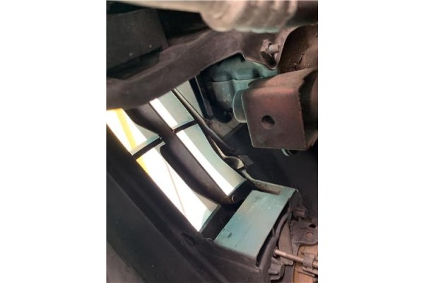 Recambio de refuerzo paragolpes para skoda fabia (5j2) 1.4 tdi referencia OEM IAM 5J0807109B  