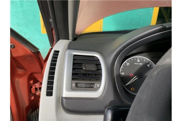 Recambio de rejilla entrada de aire para skoda fabia (5j2) 1.4 tdi referencia OEM IAM 5J0819701C 5J0820951C9B9 