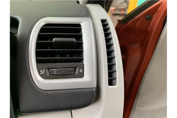 Recambio de rejilla entrada de aire para skoda fabia (5j2) 1.4 tdi referencia OEM IAM 5J0819702C 5J0820951C9B9 