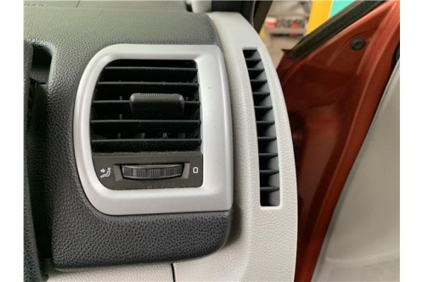 Recambio de rejilla entrada de aire para skoda fabia (5j2) 1.4 tdi referencia OEM IAM 5J0819702C 5J0820951C9B9 