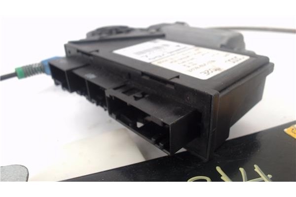Recambio de mecanismo elevalunas trasero derecho para seat exeo st (3r5) 2.0 reference referencia OEM IAM 8E0959802E  