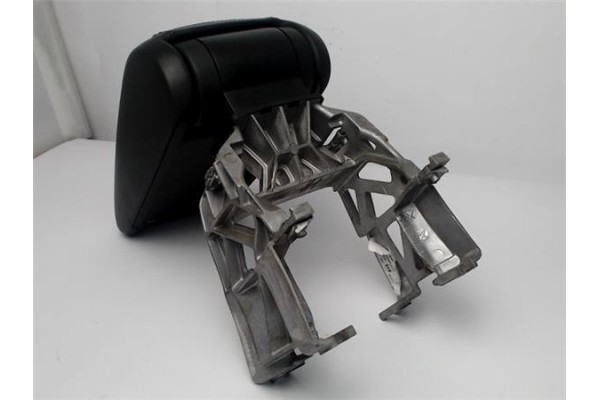 Recambio de reposabrazos para audi rs3 sportback (8vf) 2.5 tfsi quattro referencia OEM IAM 8V0864283A 170442867 