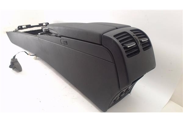 Recambio de embellecedor consola central para mercedes-benz clase c (bm 204) berlina 3.0 c 280 (204.054) referencia OEM IAM A204