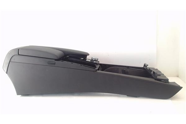 Recambio de embellecedor consola central para mercedes-benz clase c (bm 204) berlina 3.0 c 280 (204.054) referencia OEM IAM A204