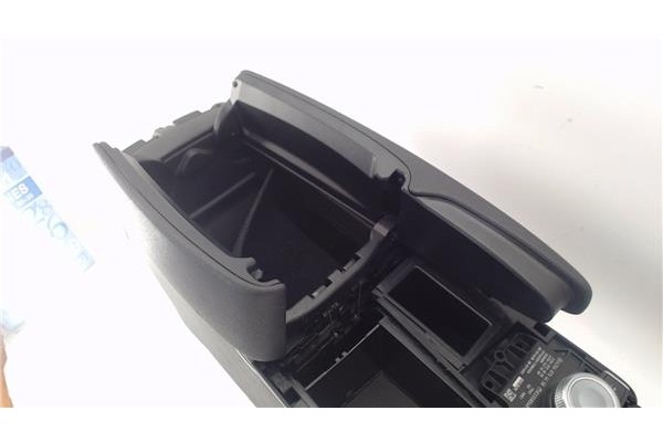 Recambio de embellecedor consola central para mercedes-benz clase c (bm 204) berlina 3.0 c 280 (204.054) referencia OEM IAM A204