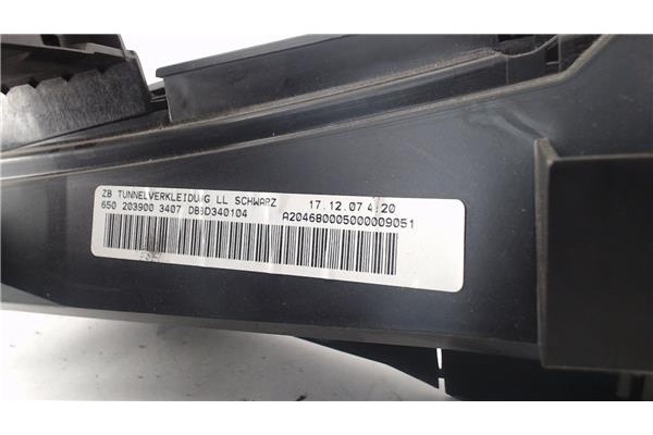 Recambio de embellecedor consola central para mercedes-benz clase c (bm 204) berlina 3.0 c 280 (204.054) referencia OEM IAM A204