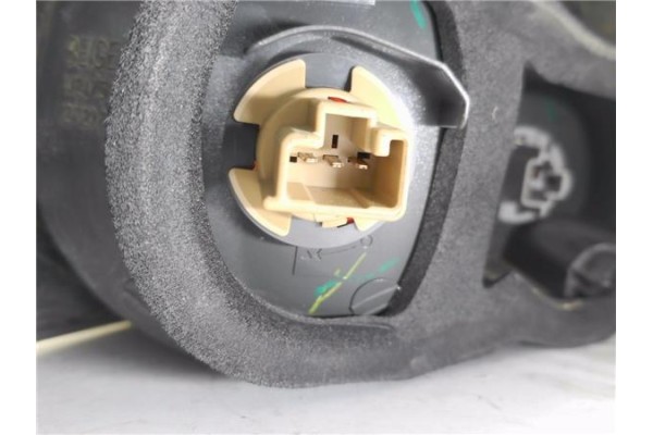 Recambio de piloto trasero derecho para mazda 6 berlina (gg) 2.0 referencia OEM IAM 22061971  