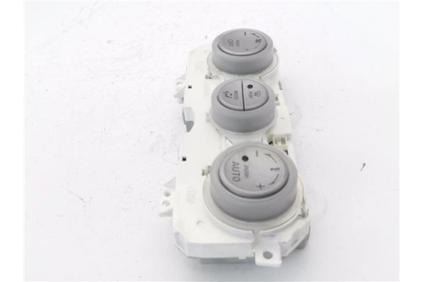 Recambio de mandos calefaccion / a.a. para mazda 6 berlina (gg) 2.0 referencia OEM IAM E0002D  